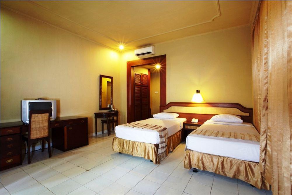 Champlung Mas Hotel Legian, Kuta Chambre photo